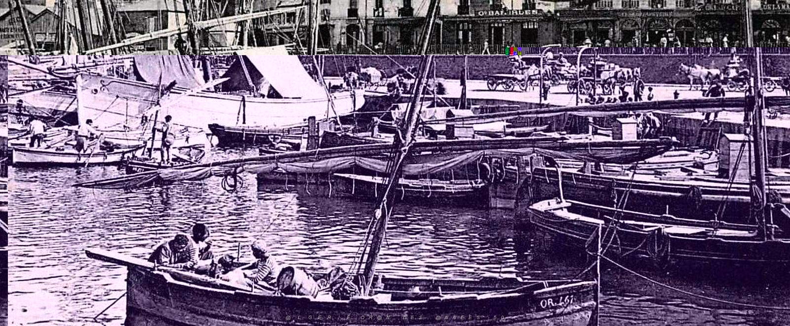727- Oran - Le vieux port2.jpg